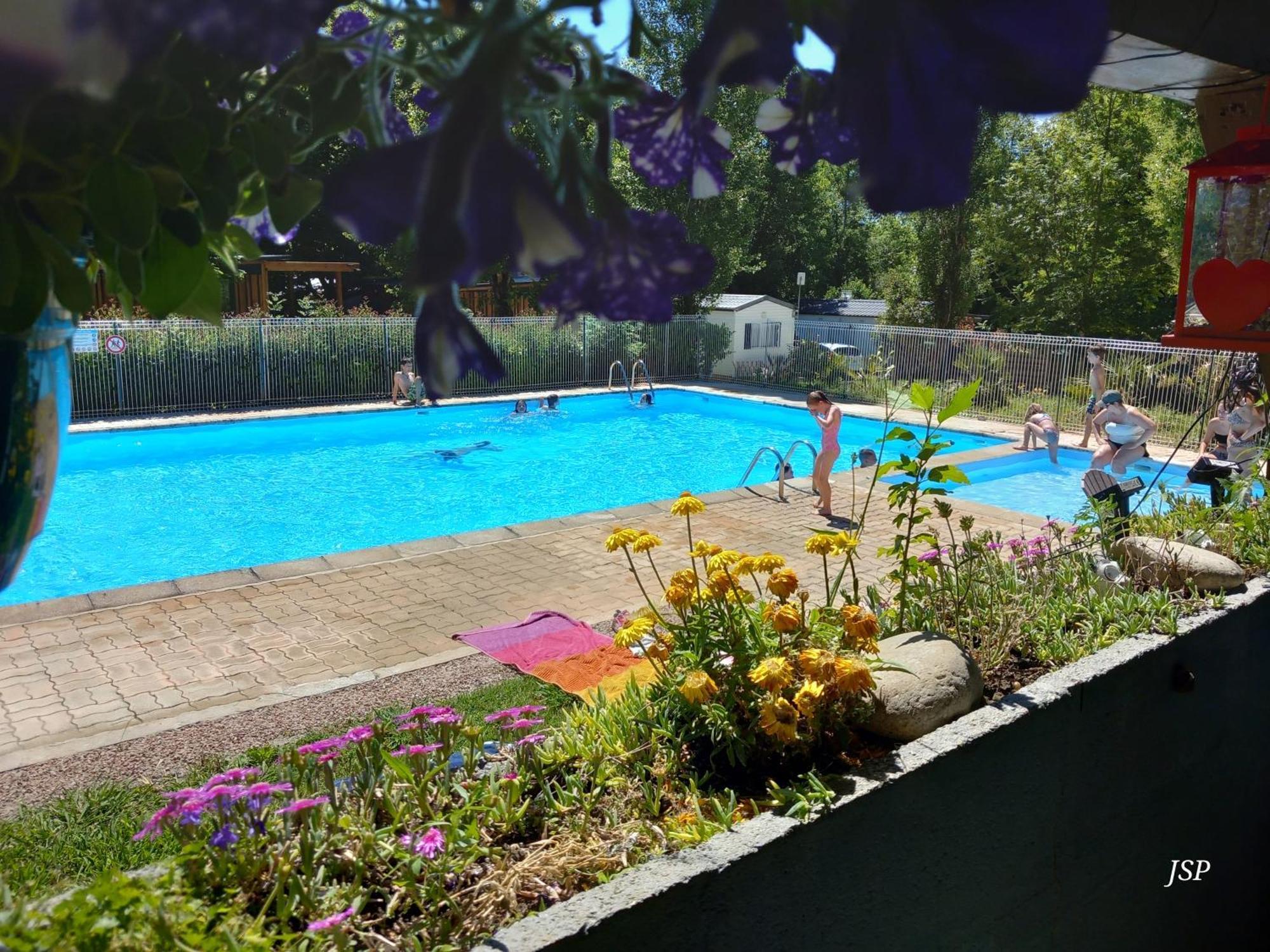 Chalet Zen Vaudreuille ภายนอก รูปภาพ